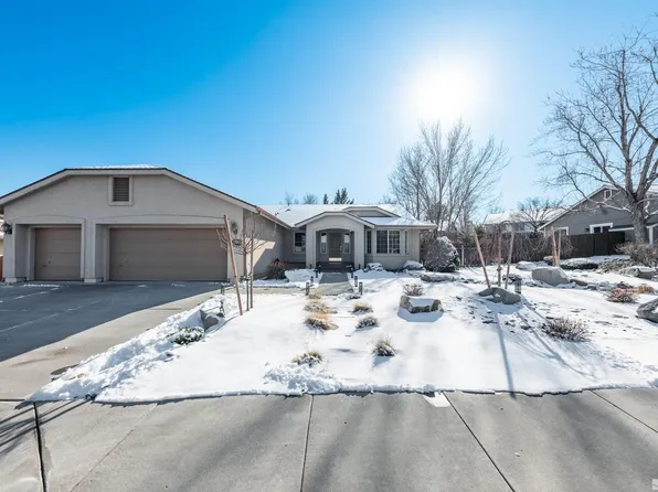 17060 Castle Pine Dr, Reno, NV 89511