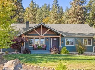 6914 Redstart Rd, Klamath Falls, OR 97601