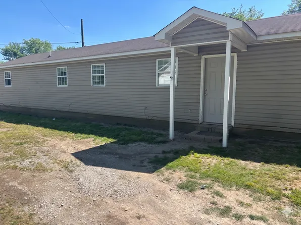 392 E Main 02234