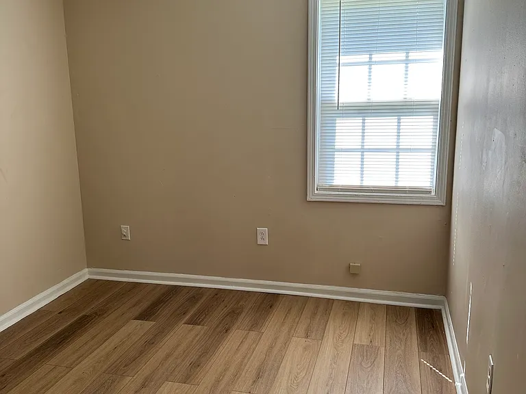 5167 Fairley Rd — Photo 10