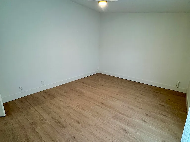 64 Paxford Ln — Photo 15