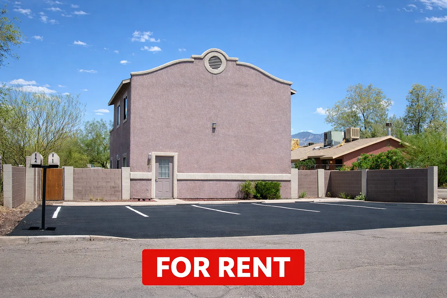 4 bed, 1700 sqft, $1,900 — Photo 2