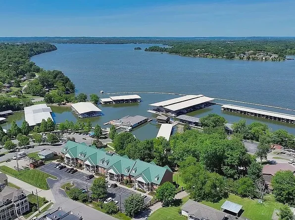 2119 Lakeshore Dr, Old Hickory, TN 37138