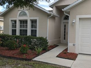 212 Stony Point Dr, Sebastian, FL 32958