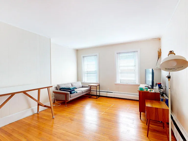 289 Beacon St #10 — Photo 3