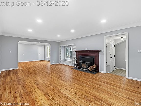 3rd image of 34600 Freedom Rd