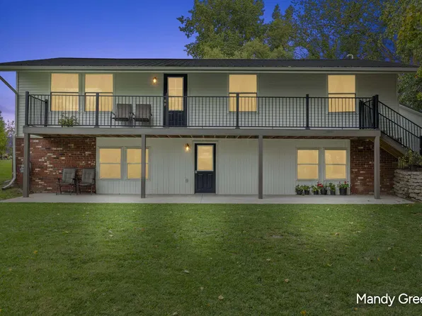 7880 S Garlock Rd, Carson City, MI 48811