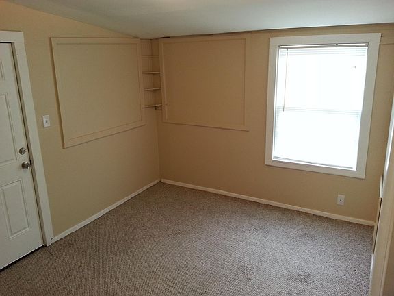 4th image of 815 N Adams St APT 1