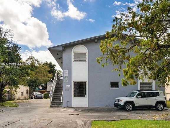 2nd image of 552 NE 61st St #4