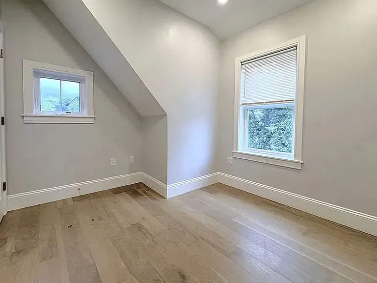 52 Fairbanks St #1 — Photo 6