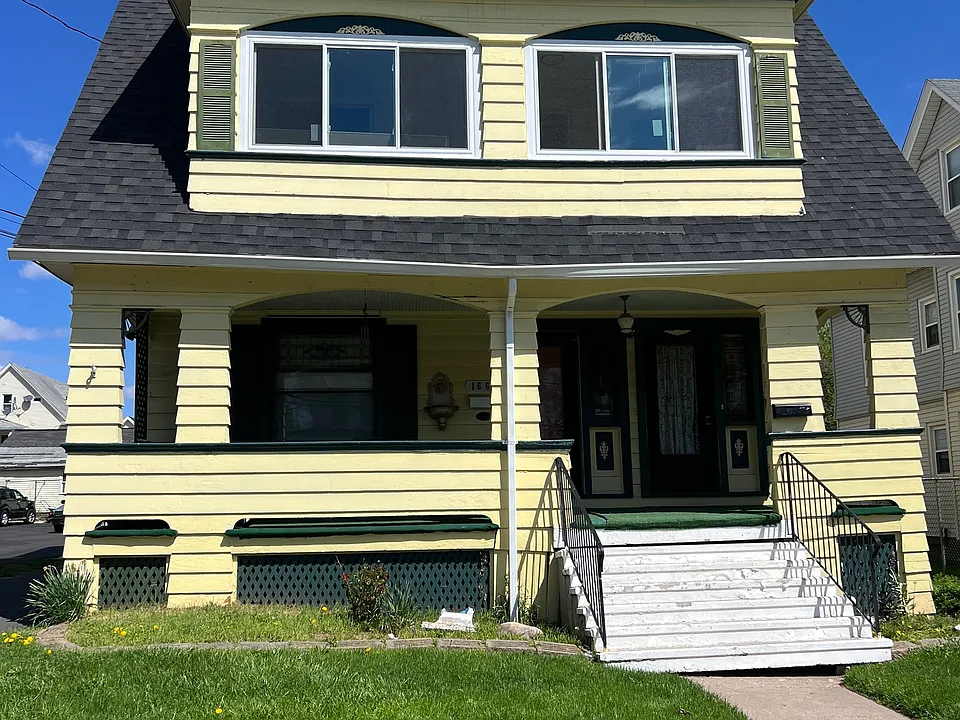 164 Barker St