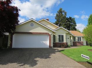 493 NE Tina Ct, Hillsboro, OR 97124