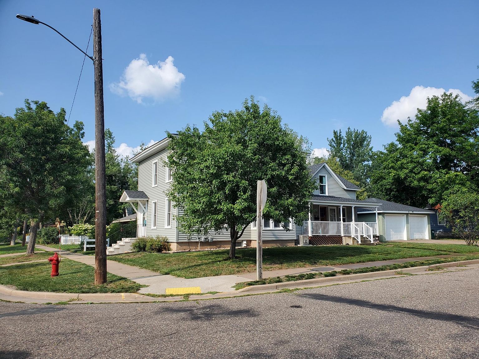 804 7th St, Hudson, WI 54016 Zillow