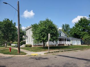 804 7th St, Hudson, WI 54016