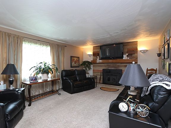 4th image of 605 Twitchell Rd