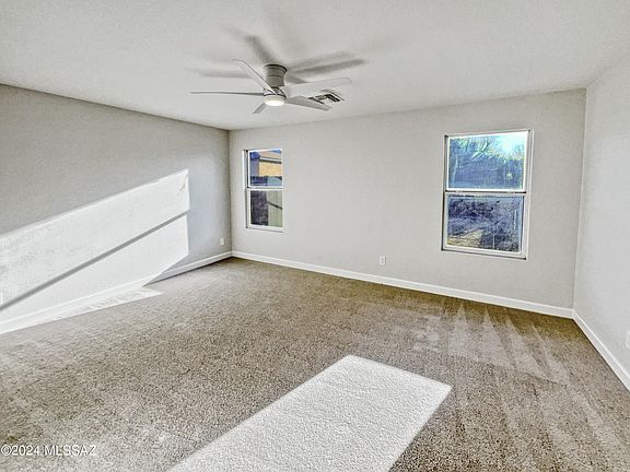5th image of 10669 S Silverbluff Dr