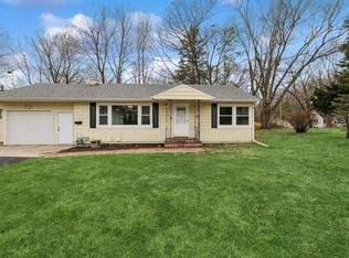 213 Center St, Williams Bay, WI 53191