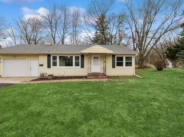 213 Center STREET, Williams Bay, WI 53191