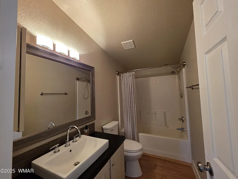 8028 Well Rd — Photo 12