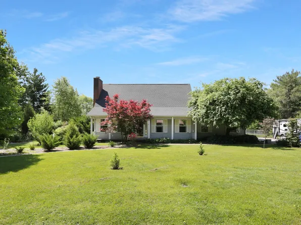 2649 Viehe Dr, Evansville, IN 47725