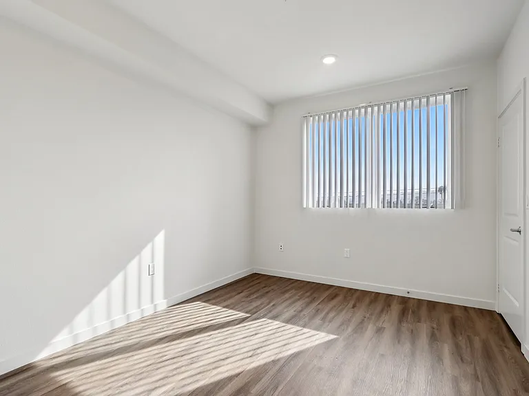 Cloud Nine Luxury Apartments — Photo 35