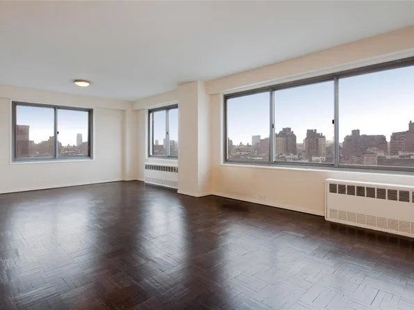 175 West 12th Street image 1 of 6