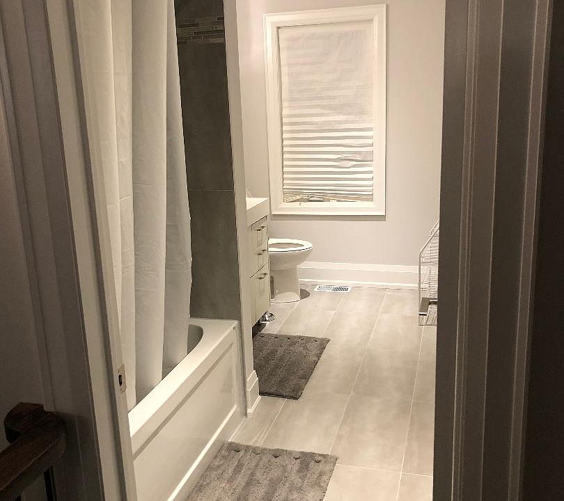 Bedroom B - private bathroom