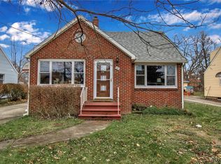 59 Wilshire Rd, Cheektowaga, NY 14225