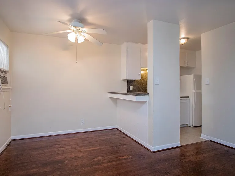 8803 Timberside Dr #5 — Photo 2