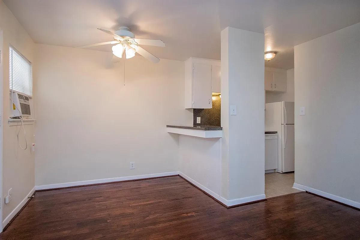 Building Photo - 8803 Timberside Dr #5