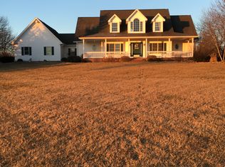2655 Lakeview Dr, New Castle, IN 47362