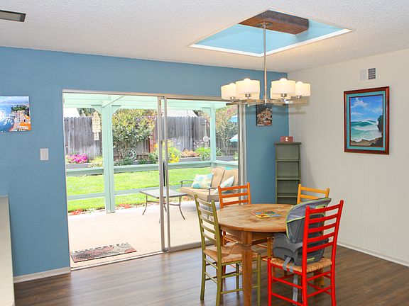 3rd image of 1405 Petit Ave