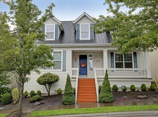 10863 SW Washington St, Portland, OR 97225