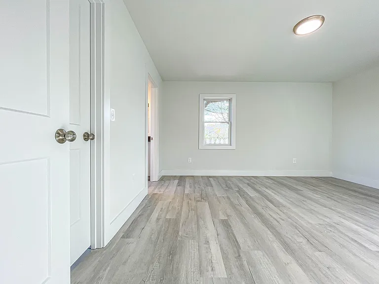 265 Cottage Rd #6 — Photo 31