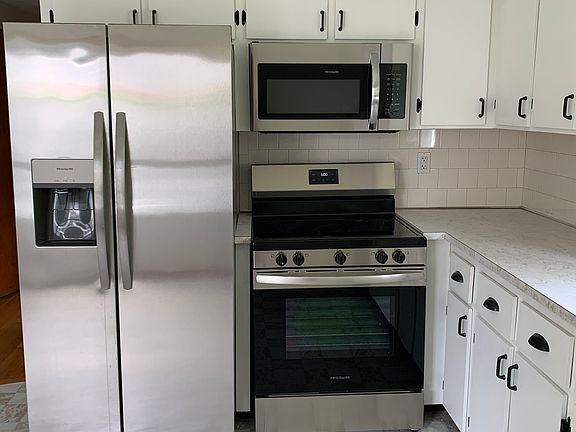 Kichen with new appliances