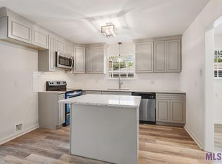 921 Sharon St, Denham Springs, LA 70726