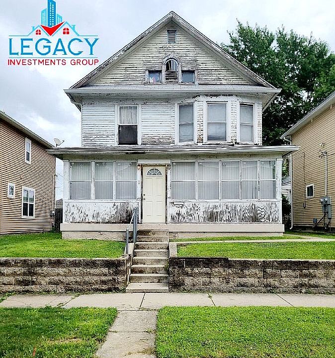 1st image of 3207 N Kenwood Ave
