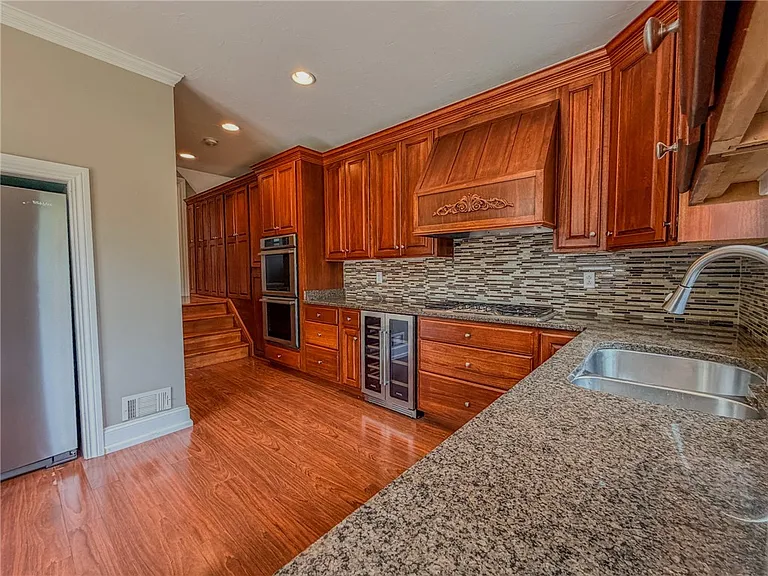 4349 Glen Eden Rd — Photo 20