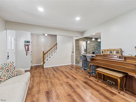 3rd image of 4562 Brendan Ln
