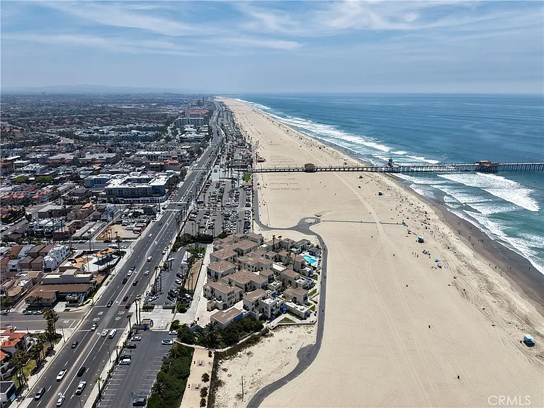 711 Pacific Coast Hwy #325 — Photo 42