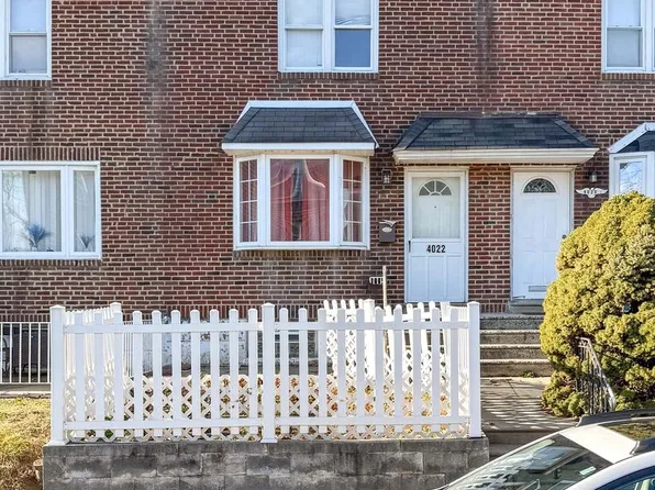 4022 Benner St, Philadelphia, PA 19135