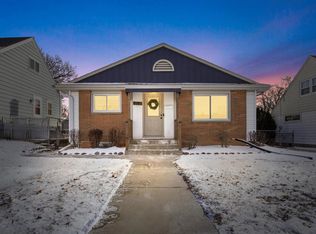 818 S 94th St, West Allis, WI 53214