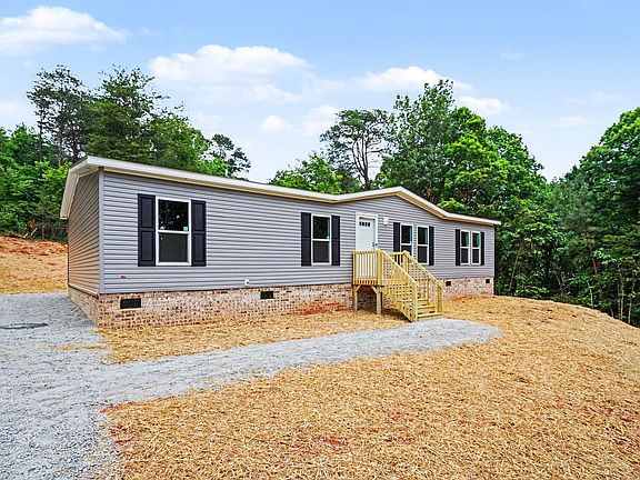 2nd image of 407 Tupelo Way