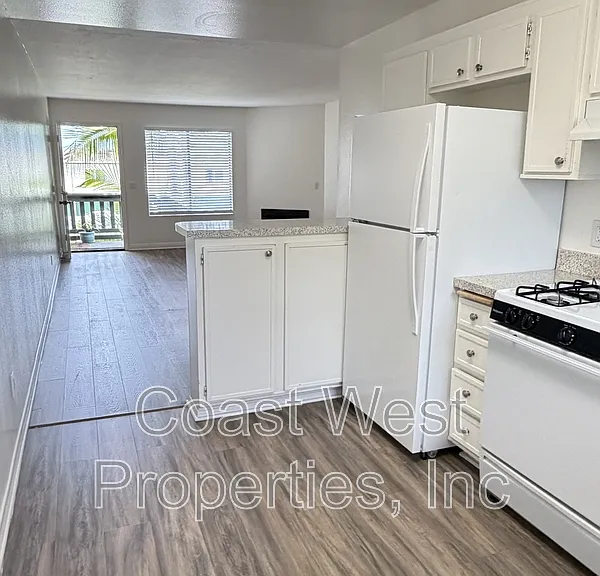 485 Chestnut Ave E — Photo 6