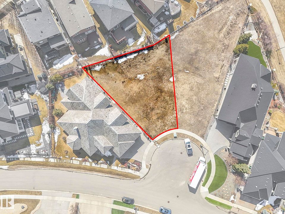 1st image of 2794 Wheaton Dr NW