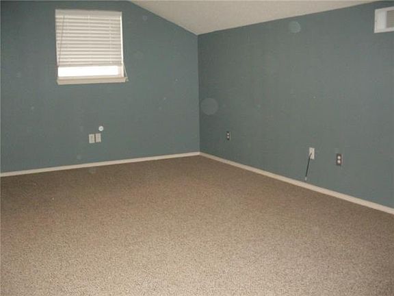 4th image of 10252 Dawson Trl