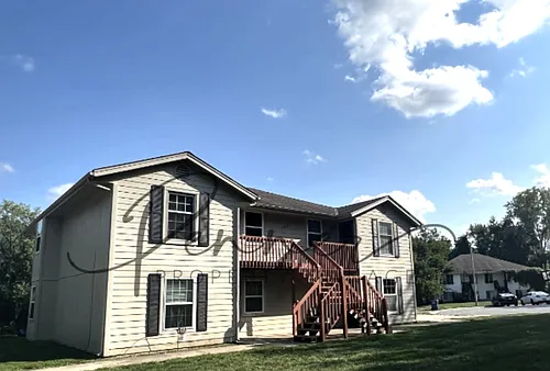 705D NE Ball Dr Photo 1
