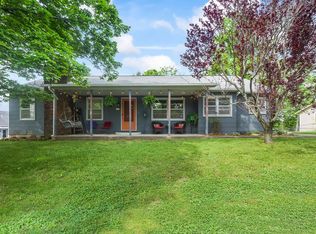 20 Ridgeway Ave, Eureka Springs, AR 72632