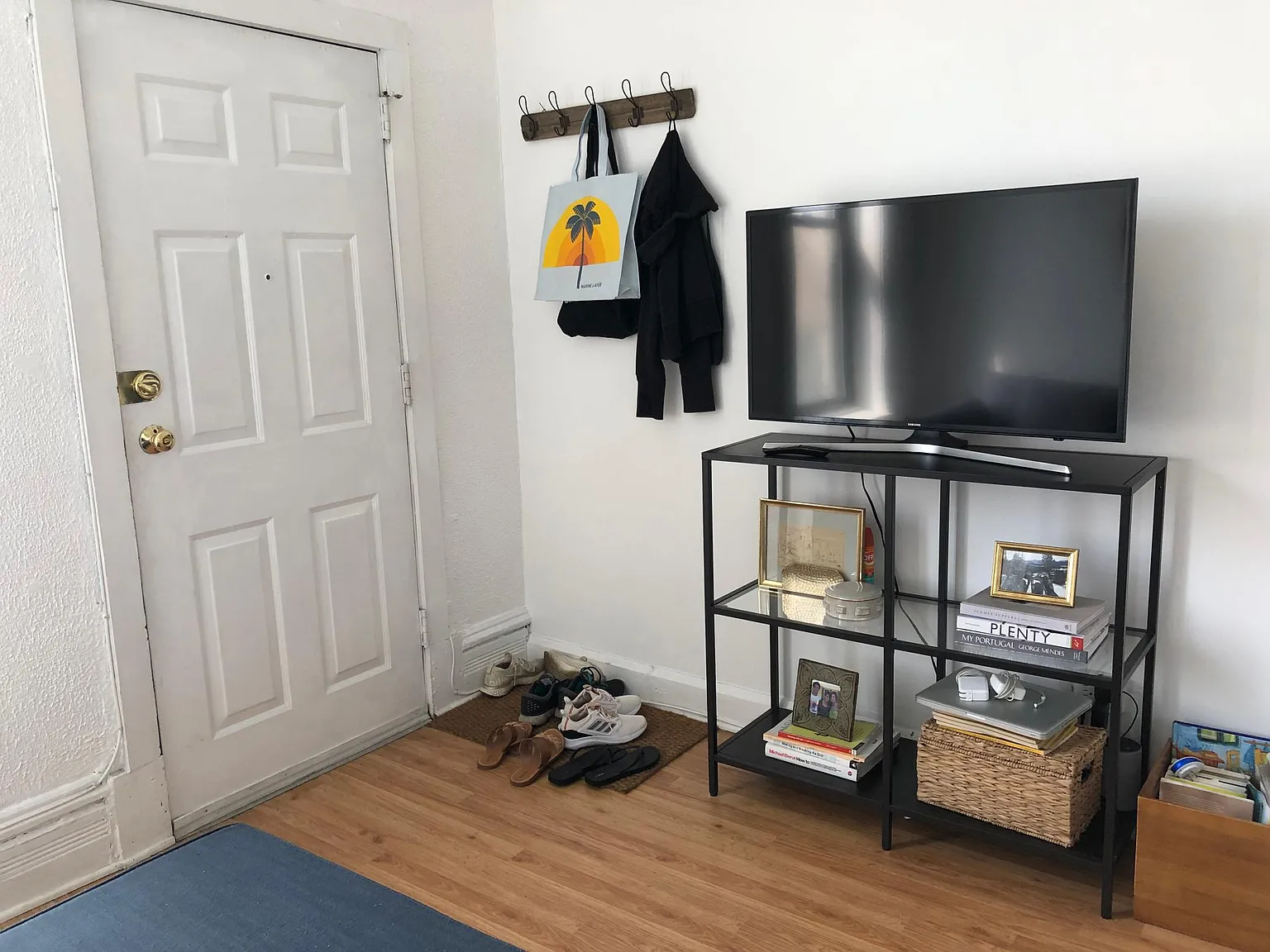 1 bed, 650 sqft, $1,900 — Photo 3