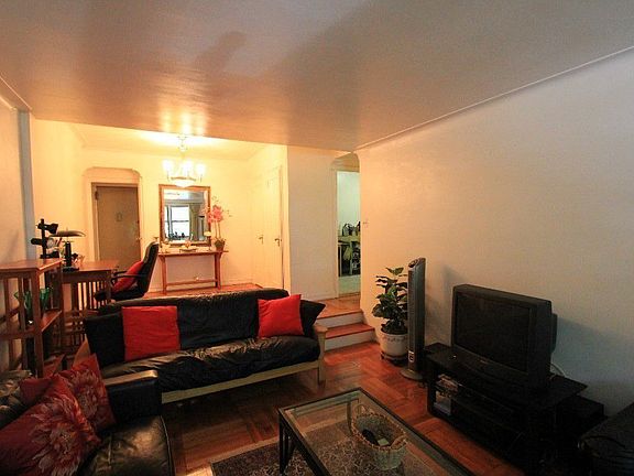 2nd image of 9850 67th Ave APT 2C